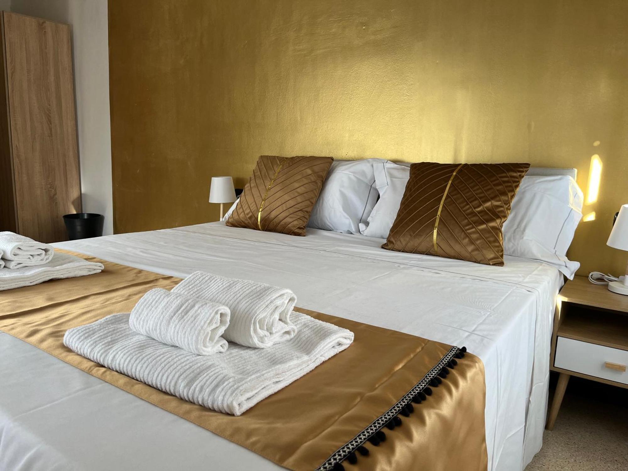Genova Gold Rooms Eksteriør billede