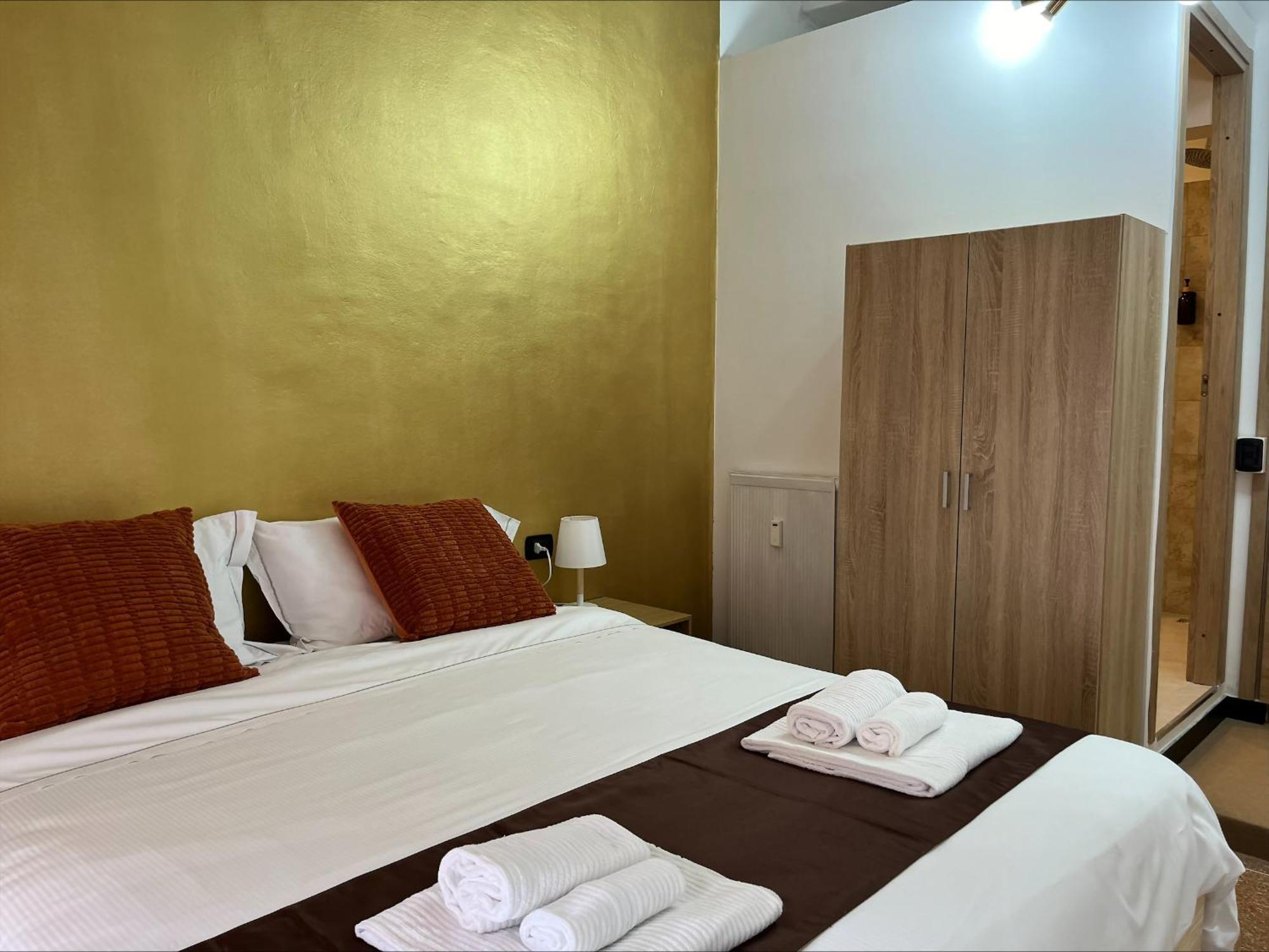 Genova Gold Rooms Eksteriør billede